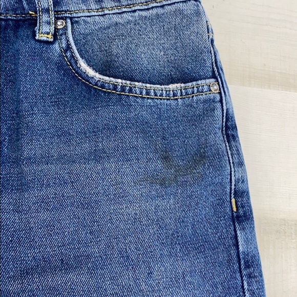 FREE PEOPLE Tattooed Print Ripped Boyfriend Jean - Picture 14 of 16